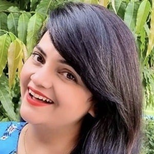 Priyanka Tiwari Headshot 5 of 10