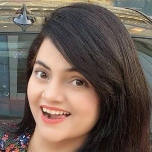 Priyanka Tiwari Headshot 7 of 10