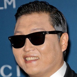 Psy at age 35