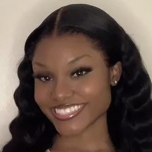 QuannaQuan Headshot 2 of 3