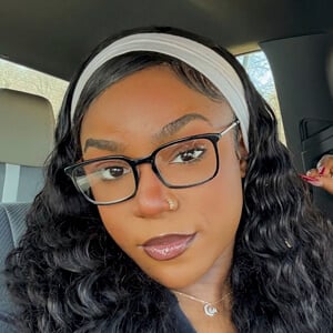 Queen Olu Headshot 2 of 3