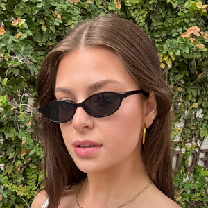 Rachael Grimwood-Martyr Headshot 4 of 5