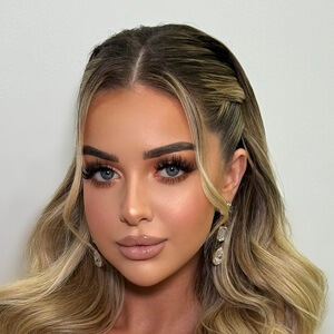 Rachel Altenburg Headshot 2 of 10