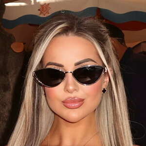 Rachel Altenburg Headshot 4 of 10