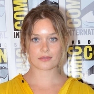 Rachel Keller Headshot 5 of 6