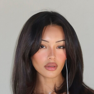 Rachel Uzeta Headshot 3 of 3