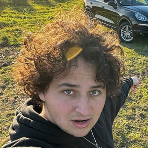 Raphael Montes Headshot 2 of 2