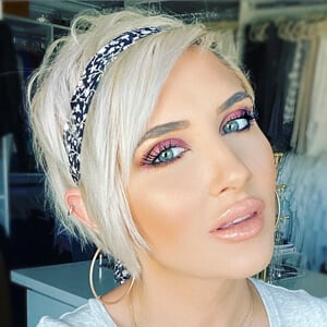 Raya Hope Coleman Headshot 3 of 3