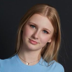 Reagan Hill Headshot 5 of 8