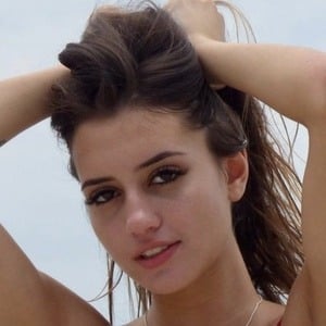 Rebeca Farinelli at age 19