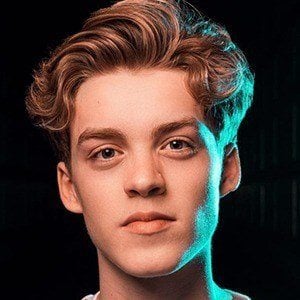 Reece Bibby Headshot 5 of 10