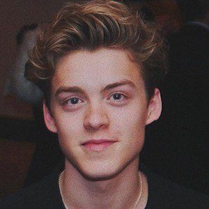 Reece Bibby Headshot 6 of 10