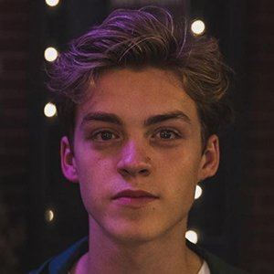 Reece Bibby Headshot 9 of 10