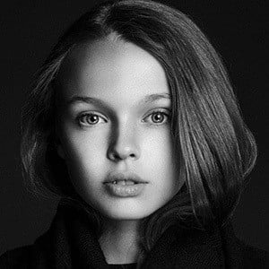 Reese Hatala Headshot 2 of 10