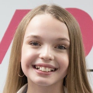 Reese Hatala - Age, Family, Bio | Famous Birthdays