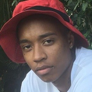 Rejjie Snow Headshot 2 of 10