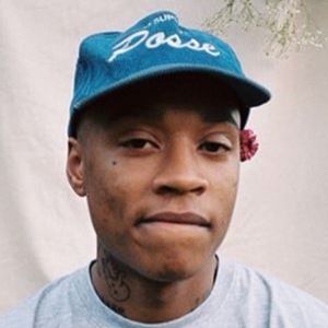 Rejjie Snow Headshot 5 of 10