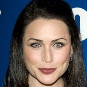 Rena Sofer Headshot 4 of 4