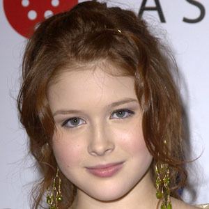 Renee Olstead - Bio, Family, Trivia | Famous Birthdays