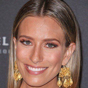 Renee Bargh Headshot 4 of 8