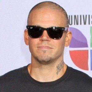 Residente at age 33