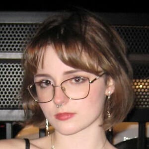reyablipblop Headshot 5 of 6