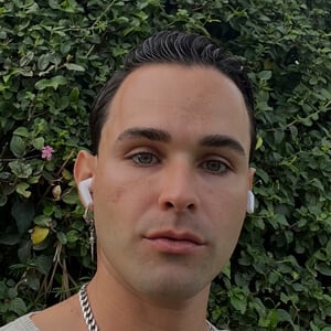 Rhobert Borges Headshot 3 of 3