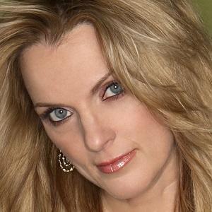 Rhonda Vincent Headshot 6 of 6