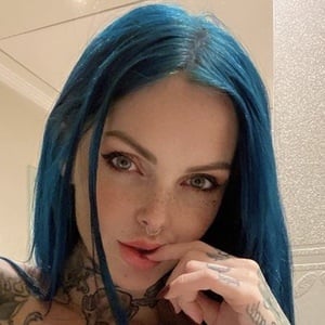 Riae Suicide at age 37