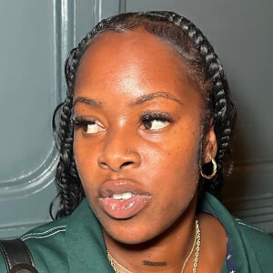 Rianna Lints Headshot 6 of 7
