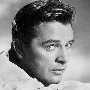 Richard Burton - Bio, Family, Trivia | Famous Birthdays