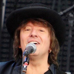 Richie Sambora Headshot 7 of 10