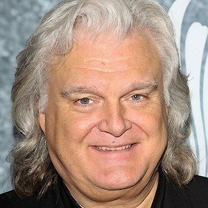 Ricky Skaggs - Age, Family, Bio | Famous Birthdays