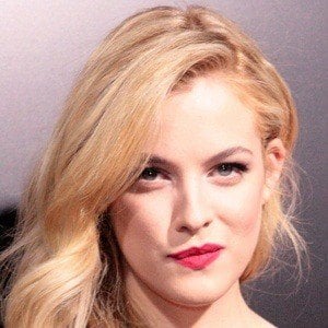 Riley Keough Headshot 7 of 8