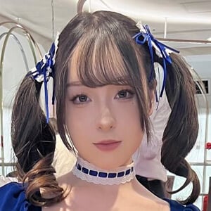 rinuyi Headshot 3 of 5