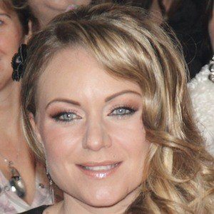 Rita Simons Headshot 4 of 6