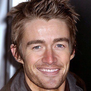 Robert Buckley Headshot 4 of 7