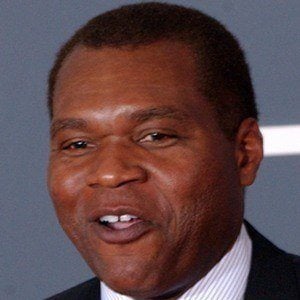 Robert Cray - Bio, Family, Trivia | Famous Birthdays
