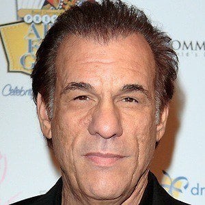 Robert Davi - Bio, Family, Trivia | Famous Birthdays