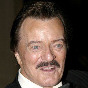 Robert Goulet - Bio, Family, Trivia | Famous Birthdays