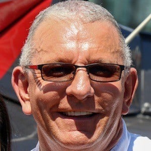 Robert Irvine Headshot 3 of 3