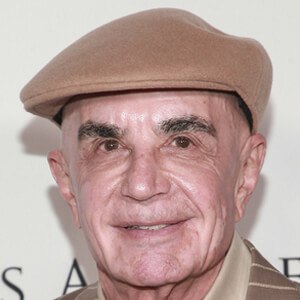 Robert Shapiro Headshot 8 of 10