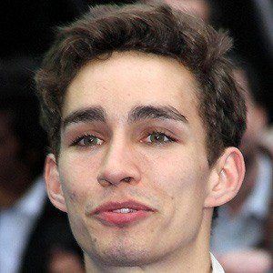 Robert Sheehan Headshot 8 of 9