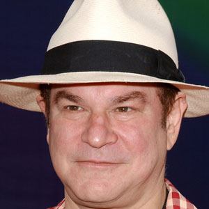 Robert Wuhl - Bio, Family, Trivia | Famous Birthdays