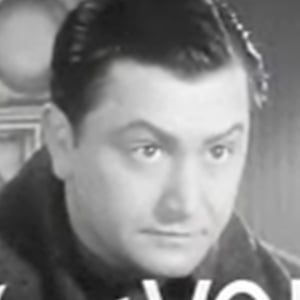 Robert Young Headshot 2 of 3