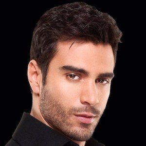 Rodiney Santiago - Age, Family, Bio | Famous Birthdays