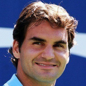 Roger Federer Headshot 9 of 10