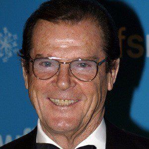 Roger Moore - Bio, Family, Trivia | Famous Birthdays