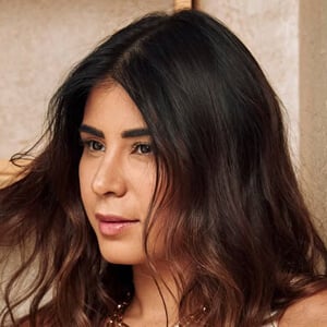 Rola Kadri Headshot 3 of 6