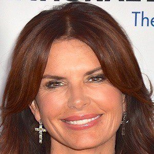 Roma Downey - Bio, Family, Trivia | Famous Birthdays